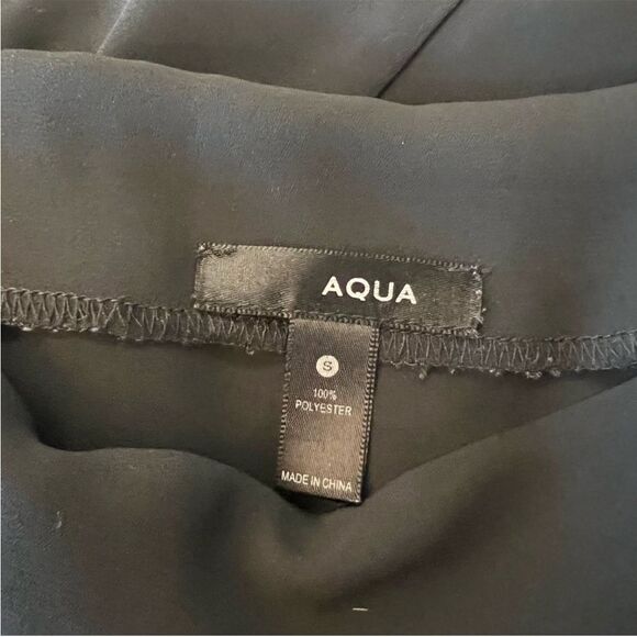 Aqua Shorts Romper - Picture 5 of 6